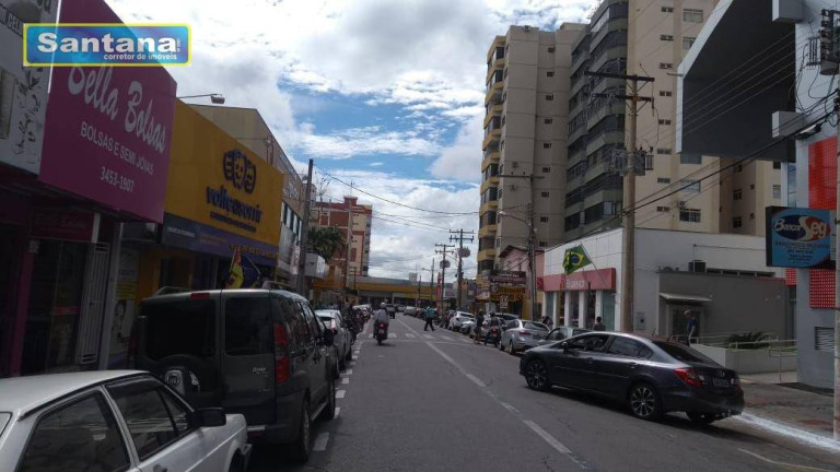 Imagem Apartamento com 2 Quartos à Venda, 62 m² em Centro - Caldas Novas