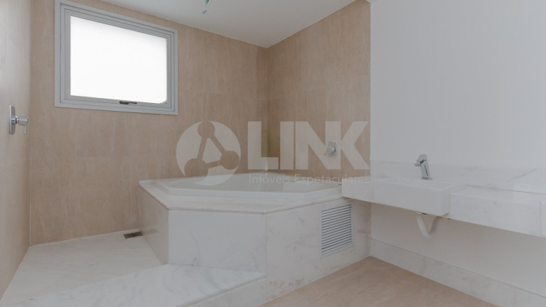 Imagem Apartamento com 3 Quartos à Venda, 227 m² em Jardim Europa - Porto Alegre Imagem Apartamento com 3 Quartos à Venda, 227 m² em Jardim Europa - Porto Alegre