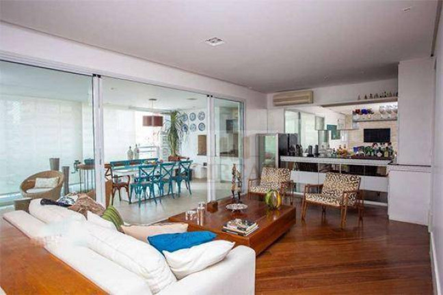 Imagem Apartamento com 3 Quartos à Venda, 162 m² em Itaim Bibi - São Paulo