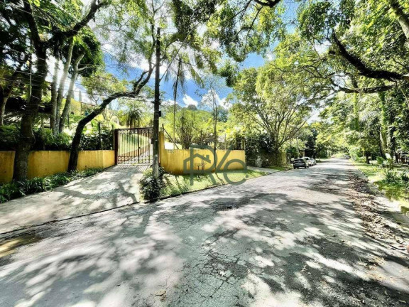 Imagem Casa com 4 Quartos à Venda, 336 m² em Fazendinha - Carapicuíba Imagem Casa com 4 Quartos à Venda, 336 m² em Fazendinha - Carapicuíba
