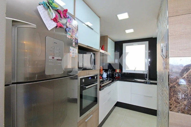 Imagem Apartamento com 3 Quartos à Venda, 105 m² em Passo Da Areia - Porto Alegre