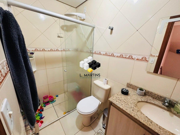 Imagem Casa com 3 Quartos à Venda, 215 m² em Hípica - Porto Alegre Imagem Casa com 3 Quartos à Venda, 215 m² em Hípica - Porto Alegre