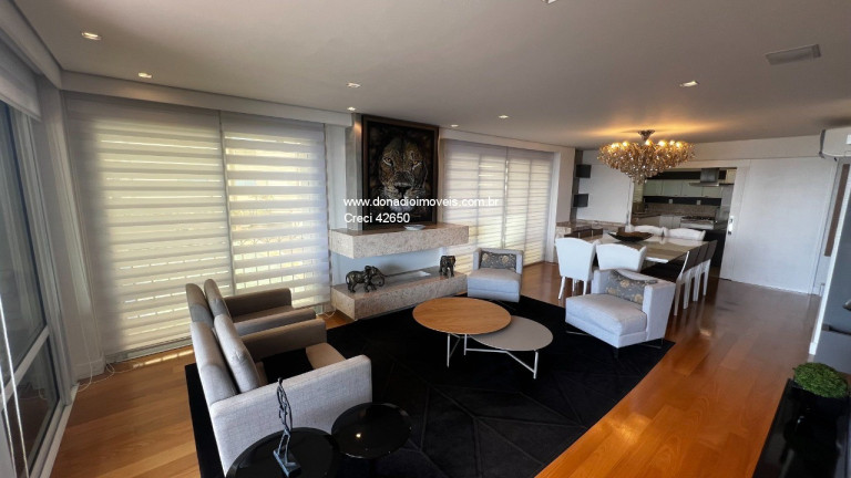 Imagem Apartamento com 3 Quartos à Venda, 316 m² em Agronômica - Florianópolis