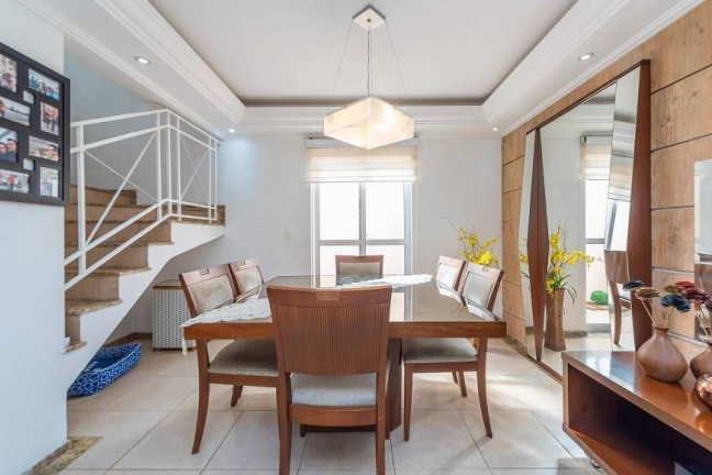 Imagem Casa com 3 Quartos à Venda, 140 m² em Boqueirão - Curitiba