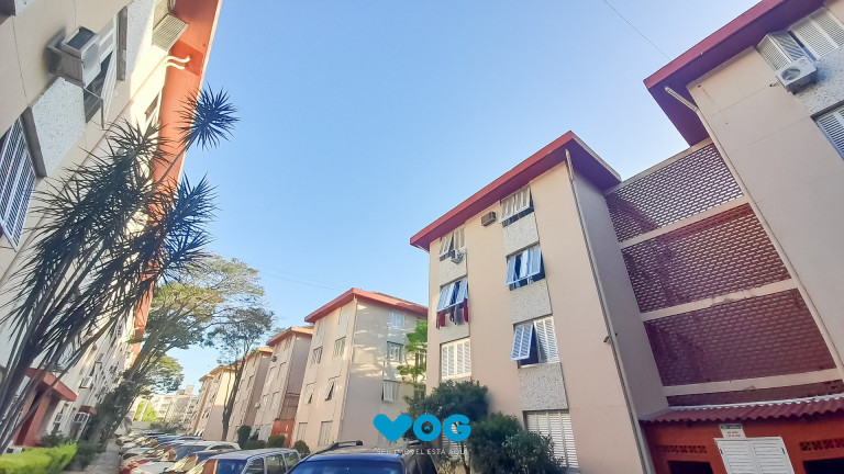 Imagem Imóvel com 2 Quartos à Venda, 53 m² em Passo Da Areia - Porto Alegre Imagem Imóvel com 2 Quartos à Venda, 53 m² em Passo Da Areia - Porto Alegre