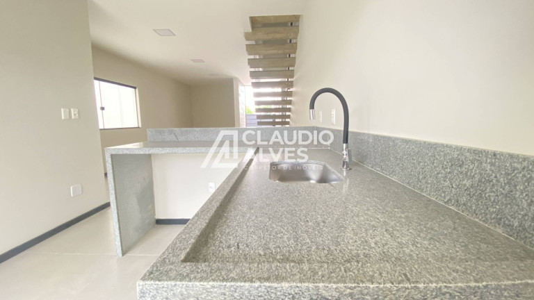 Imagem Casa com 3 Quartos à Venda, 145 m² em Sim - Feira De Santana Imagem Casa com 3 Quartos à Venda, 145 m² em Sim - Feira De Santana
