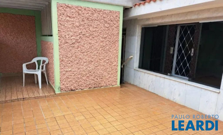 Imagem Casa com 2 Quartos à Venda, 248 m² em Vila Francisco Matarazzo - Santo André