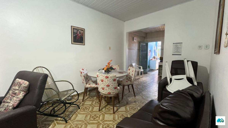 Imagem Casa com 3 Quartos à Venda, 231 m² em Ponta Grossa - Maceió