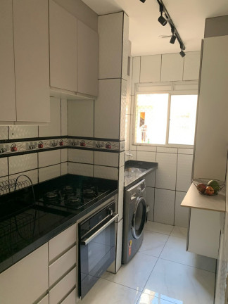 Imagem Apartamento com 2 Quartos à Venda, 48 m² em Parque Roseira - Carapicuíba