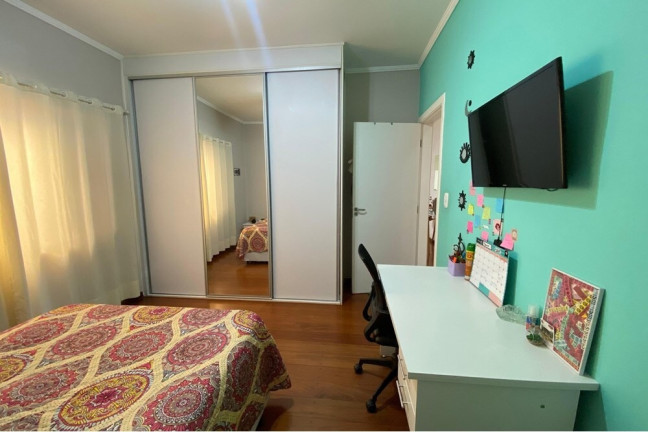 Imagem Casa com 3 Quartos à Venda, 220 m² em Vila Bertioga - São Paulo Imagem Casa com 3 Quartos à Venda, 220 m² em Vila Bertioga - São Paulo