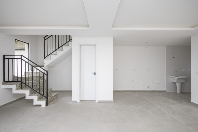Imagem Sobrado com 3 Quartos à Venda, 125 m² em Lindóia - Curitiba Imagem Sobrado com 3 Quartos à Venda, 125 m² em Lindóia - Curitiba