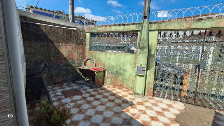 Casa com 3 Quartos à Venda,  em Vila Cascatinha - São Vicente