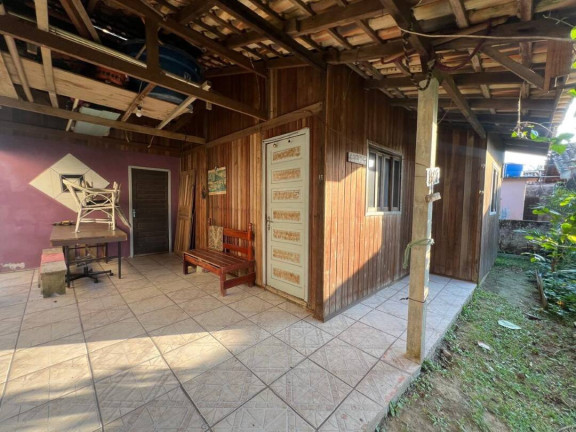Imagem Casa com 2 Quartos à Venda, 75 m² em Salinas - Balneário Barra Do Sul