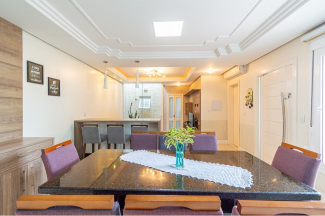 Imagem Casa com 3 Quartos à Venda, 228 m² em Niterói - Canoas
