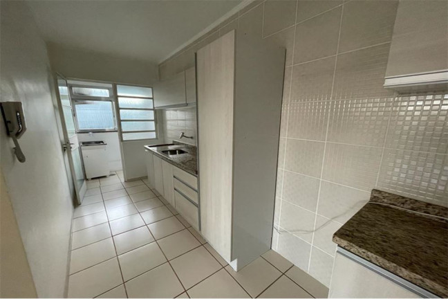 Imagem Imóvel com 1 Quarto à Venda,  em Petrópolis - Porto Alegre