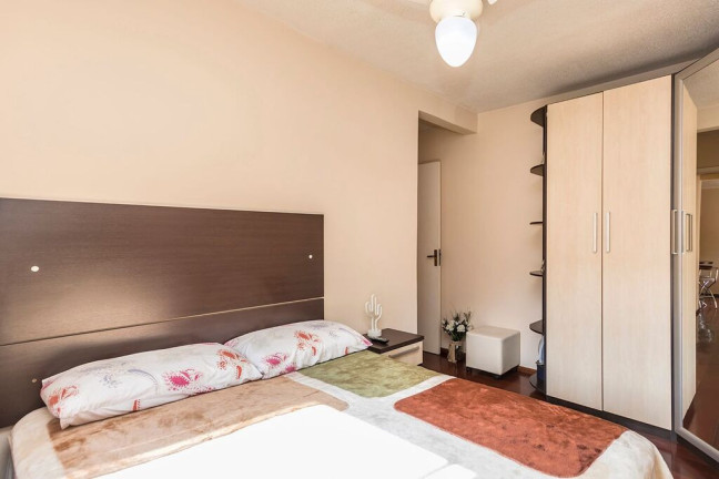 Imagem Apartamento com 2 Quartos à Venda, 52 m² em Santo Antônio - Porto Alegre