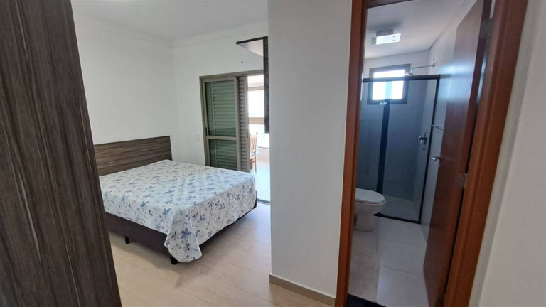 Foto do imóvel Apartamento com 3 Quartos à Venda, 136 m² em Canto Do Forte - Praia Grande
