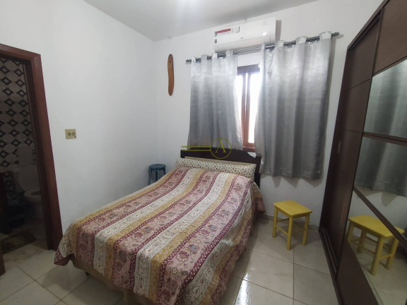 Imagem Casa com 2 Quartos à Venda, 333 m² em Jardim Veneza - Peruíbe Imagem Casa com 2 Quartos à Venda, 333 m² em Jardim Veneza - Peruíbe