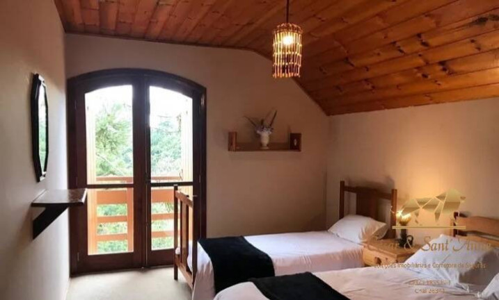 Imagem Casa com 4 Quartos à Venda, 1.137 m² em Alto Capivari - Campos Do Jordão