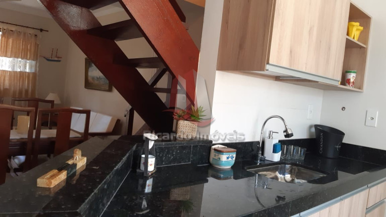 Imagem Imóvel com 2 Quartos à Venda, 80 m² em Peró - Cabo Frio
