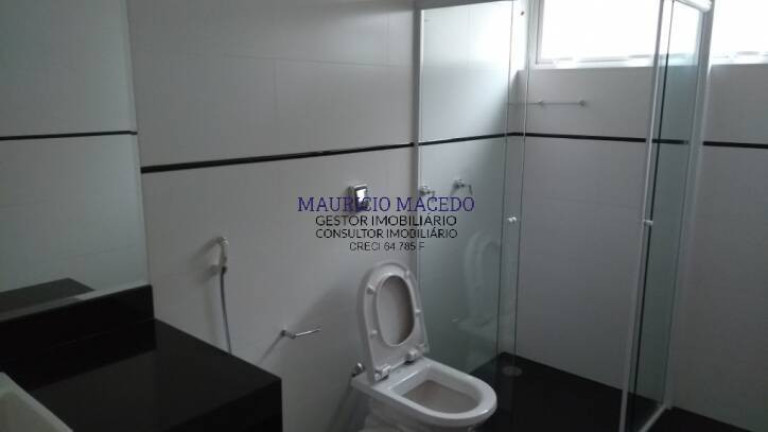 Casa com 4 Quartos para Alugar, 1.235 m² em Alpha Zero - Barueri