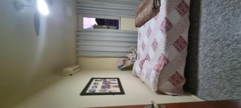 Imagem Casa com 4 Quartos à Venda, 107 m² em Ramos - Rio De Janeiro Imagem Casa com 4 Quartos à Venda, 107 m² em Ramos - Rio De Janeiro