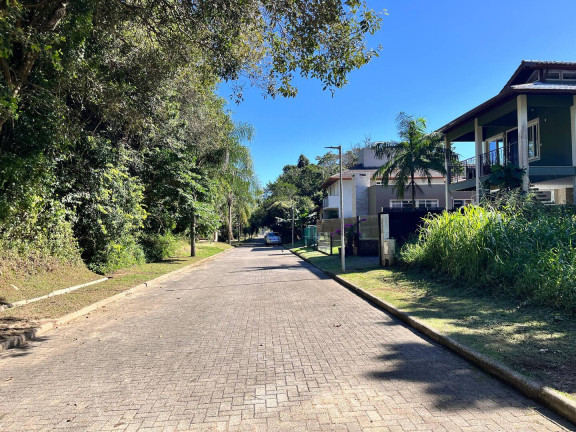 Terreno à Venda, 400 m² em Campeche - Florianópolis