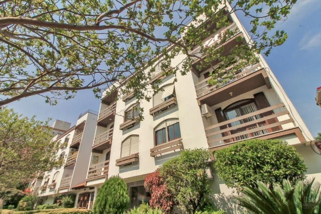 Imagem Apartamento com 3 Quartos à Venda, 197 m² em Auxiliadora - Porto Alegre Imagem Apartamento com 3 Quartos à Venda, 197 m² em Auxiliadora - Porto Alegre