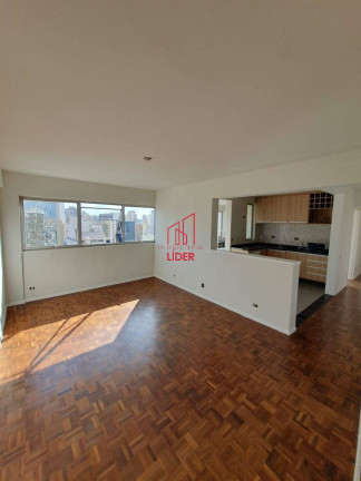 Imagem Apartamento com 2 Quartos à Venda, 70 m² em Centro - Curitiba