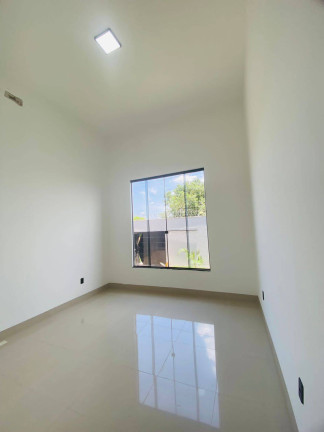 Imagem Casa com 3 Quartos à Venda, 253 m² em Residencial Santa Fé I - Goiânia