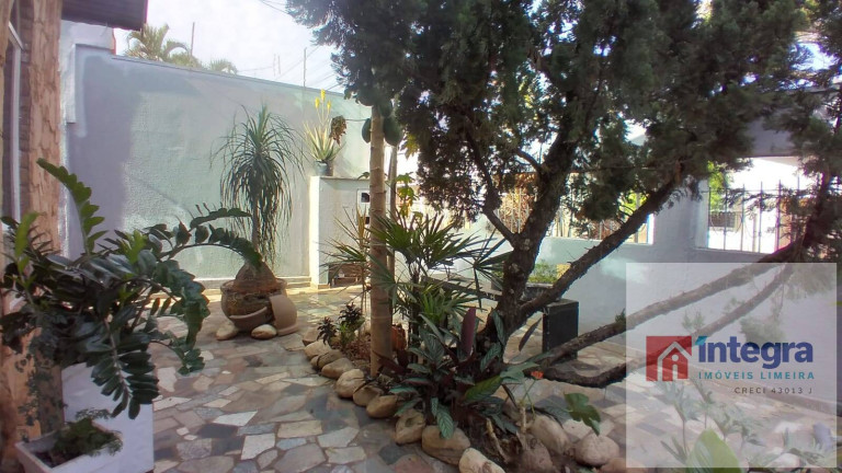 Imagem Casa com 2 Quartos à Venda, 145 m² em Jardim Hortência - Limeira Imagem Casa com 2 Quartos à Venda, 145 m² em Jardim Hortência - Limeira