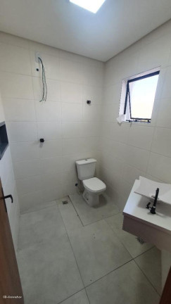 Imagem Sobrado com 2 Quartos à Venda, 130 m² em Parque Jaçatuba - Santo André