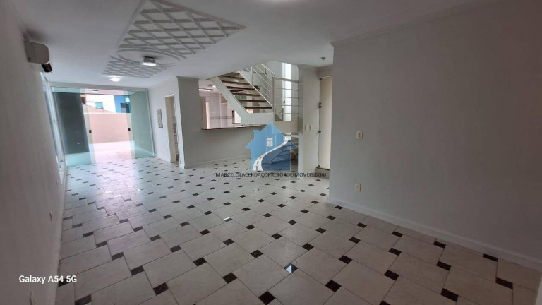 Imagem Casa com 3 Quartos para Alugar, em Flores - Manaus Imagem Casa com 3 Quartos para Alugar, em Flores - Manaus