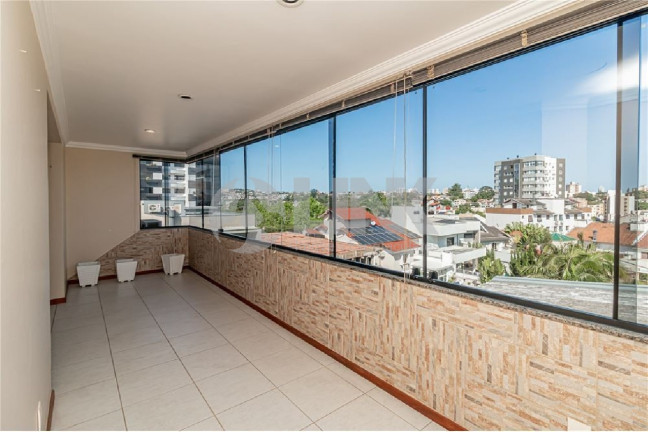 Imagem Imóvel com 2 Quartos à Venda, 187 m² em Jardim Itu - Porto Alegre Imagem Imóvel com 2 Quartos à Venda, 187 m² em Jardim Itu - Porto Alegre
