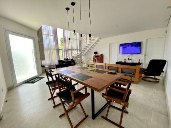 Imagem Casa com 3 Quartos à Venda, 300 m² em Serra Da Cantareira - Mairiporã Imagem Casa com 3 Quartos à Venda, 300 m² em Serra Da Cantareira - Mairiporã