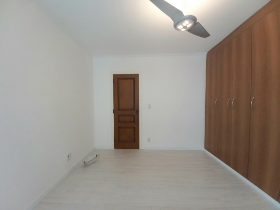 Imagem Apartamento com 3 Quartos à Venda, 162 m² em Gonzaga - Santos