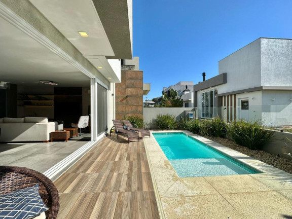Imagem Casa com 3 Quartos à Venda, em -- - Xangri-la Imagem Casa com 3 Quartos à Venda, em -- - Xangri-la