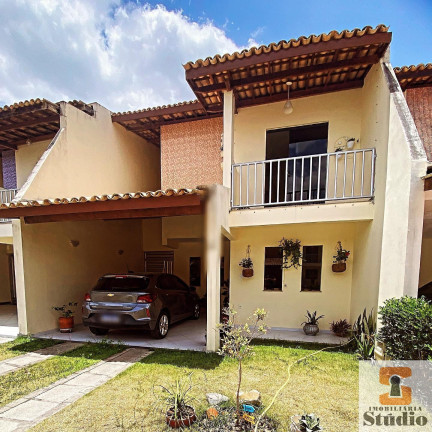 Casa com 3 Quartos à Venda,  em Santa Mônica - Feira De Santana