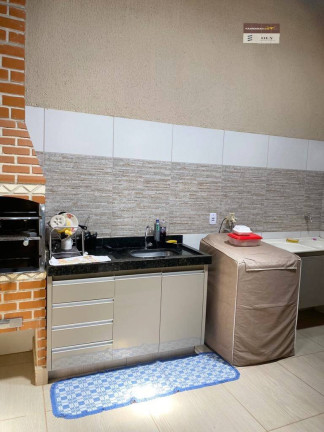 Imagem Casa com 2 Quartos à Venda, 150 m² em Moinho Dos Ventos - Goiânia Imagem Casa com 2 Quartos à Venda, 150 m² em Moinho Dos Ventos - Goiânia