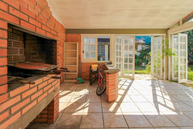 Imagem Imóvel com 3 Quartos à Venda,  em Cavalhada - Porto Alegre