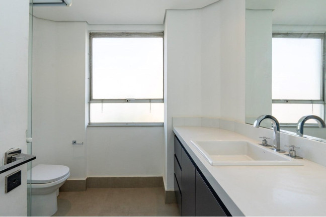 Imagem Apartamento com 3 Quartos à Venda, 121 m² em Moema - São Paulo Imagem Apartamento com 3 Quartos à Venda, 121 m² em Moema - São Paulo