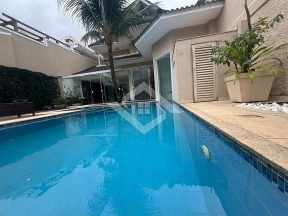 Imagem Casa com 4 Quartos à Venda, 350 m² em Barra Da Tijuca - Rio De Janeiro Imagem Casa com 4 Quartos à Venda, 350 m² em Barra Da Tijuca - Rio De Janeiro