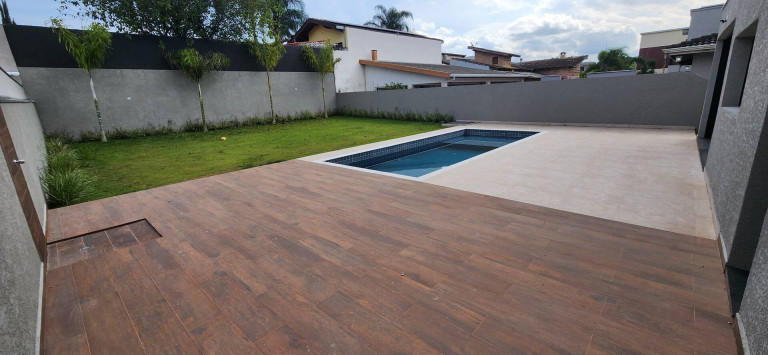 Imagem Casa de Condomínio com 4 Quartos à Venda, 600 m² em Jardim Colonial - Atibaia
