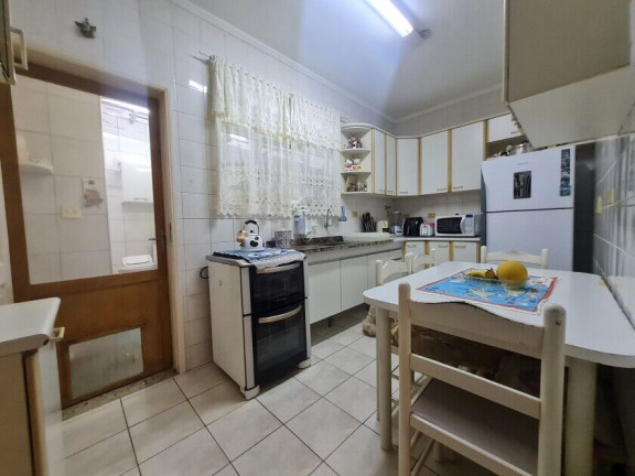 Imagem Casa com 2 Quartos à Venda, 110 m² em Embaré - Santos