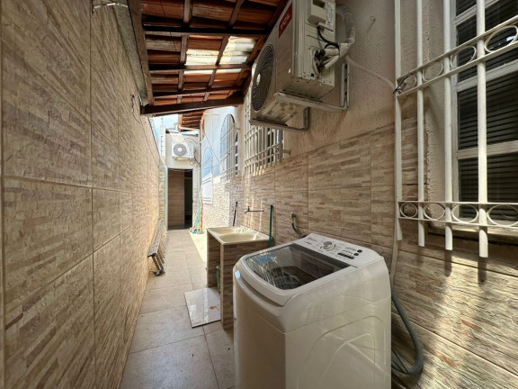 Imagem Casa com 3 Quartos à Venda, 420 m² em Arvoredo - Contagem