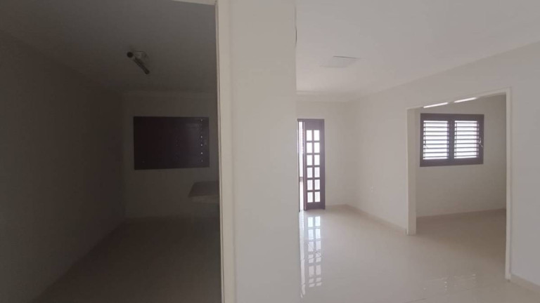 Imagem Casa com 3 Quartos à Venda, 