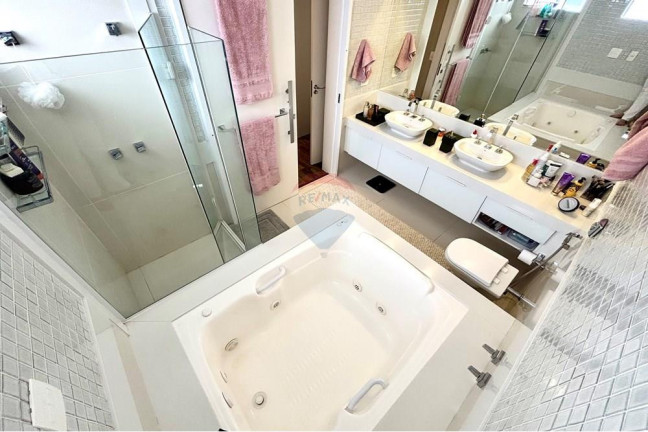 Imagem Casa de Condomínio com 5 Quartos à Venda, 332 m² em Barra Da Tijuca - Rio De Janeiro Imagem Casa de Condomínio com 5 Quartos à Venda, 332 m² em Barra Da Tijuca - Rio De Janeiro