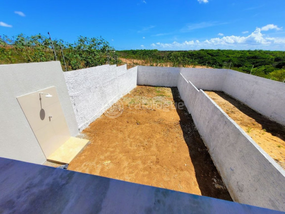 Imagem Casa com 3 Quartos à Venda, 225 m² em Nova Esperança - Parnamirim