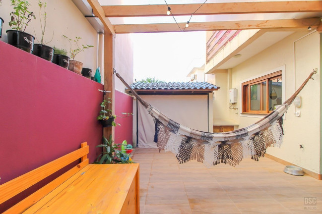 Imagem Casa com 3 Quartos à Venda, 210 m² em Hípica - Porto Alegre Imagem Casa com 3 Quartos à Venda, 210 m² em Hípica - Porto Alegre
