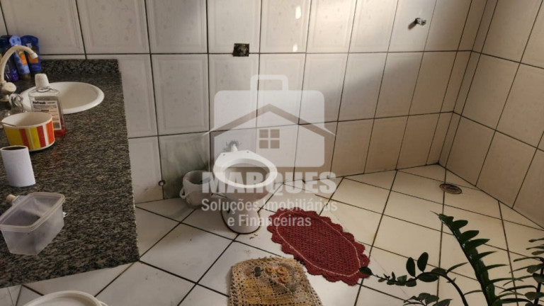 Imagem Sobrado com 3 Quartos à Venda, 180 m² em Jardim Amanda I - Hortolândia